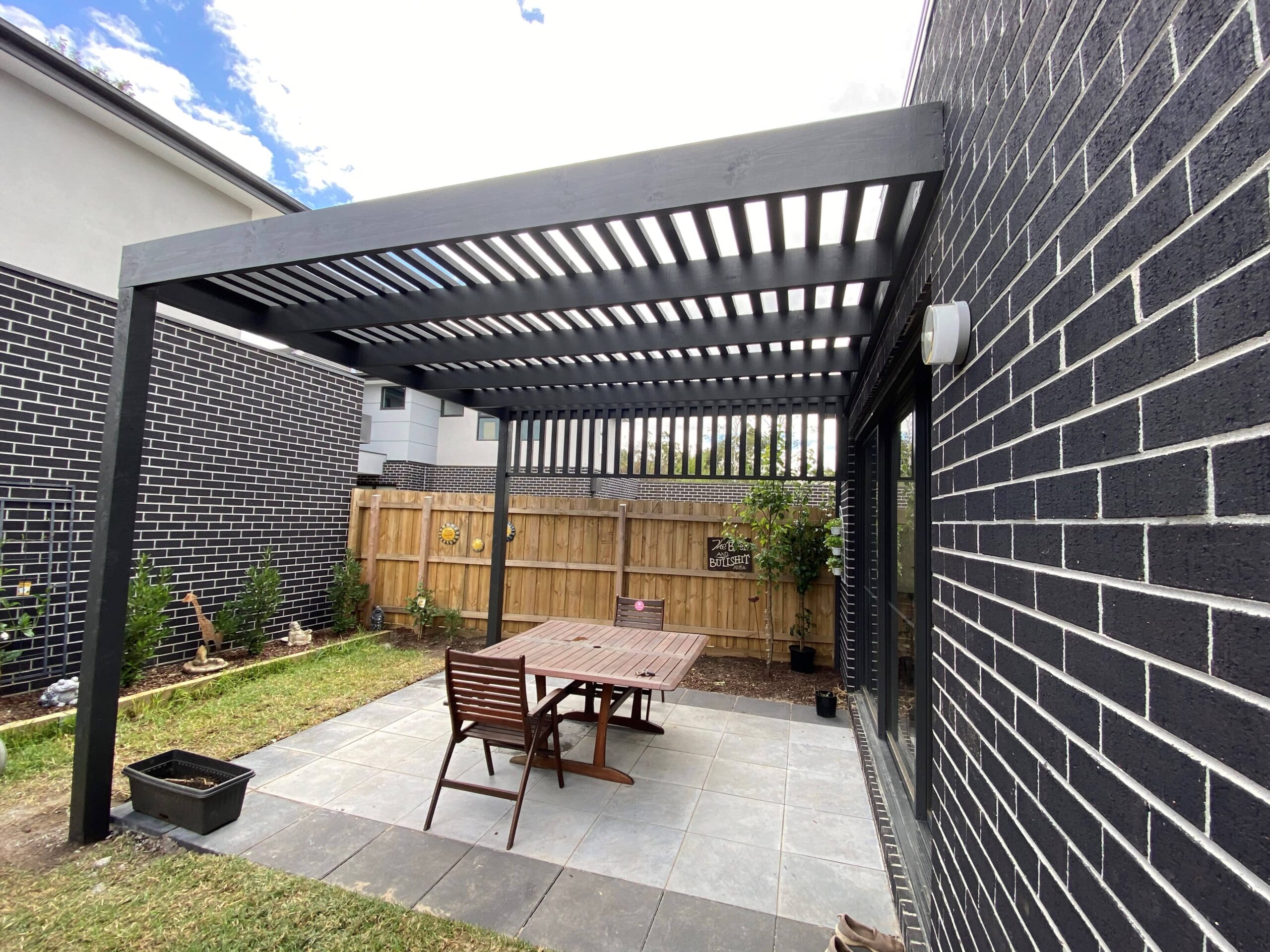 Custom Decks and Pergolas Builder in Melbourne