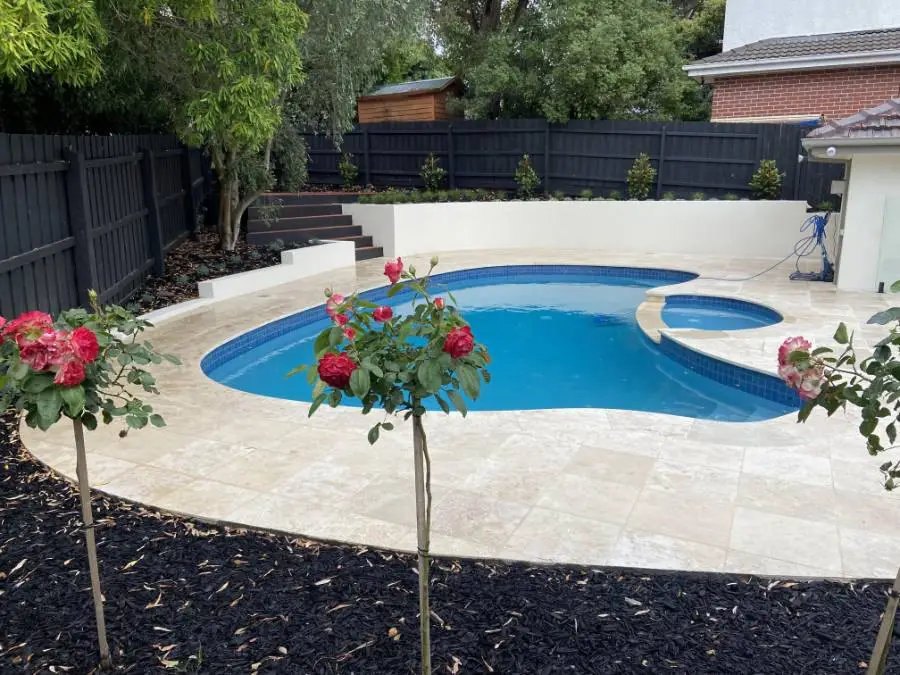 pool builders melbourne