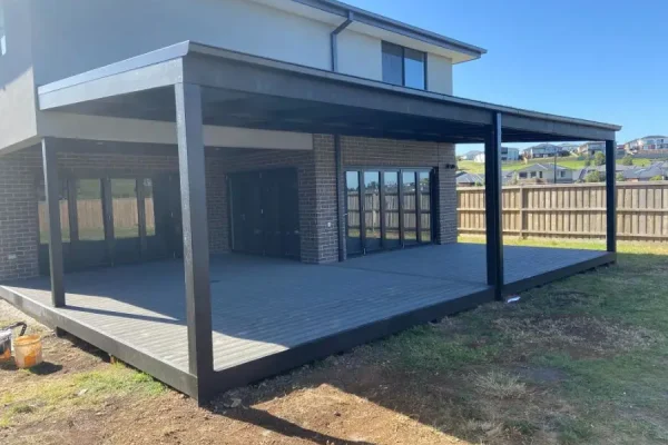 Custom Decks Builder in Melbourne